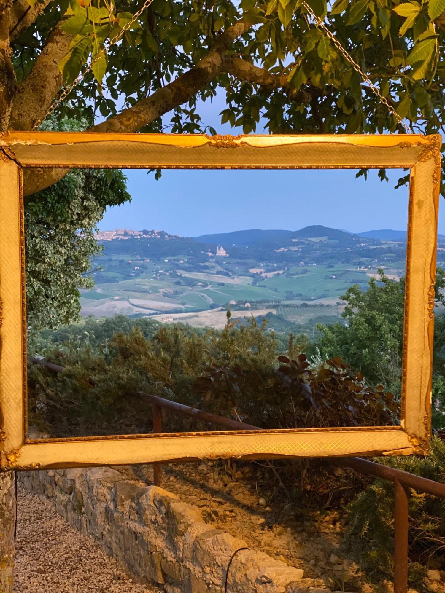 Hotel Lachiusa Tuscany Montefollonico Exterior foto